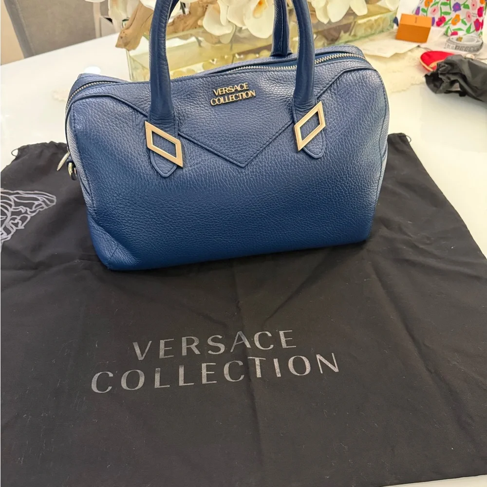 Versace Collection Vitello Handbag Blue Leather with Shoulder Strap and Dust Bag - Picture 3 of 13